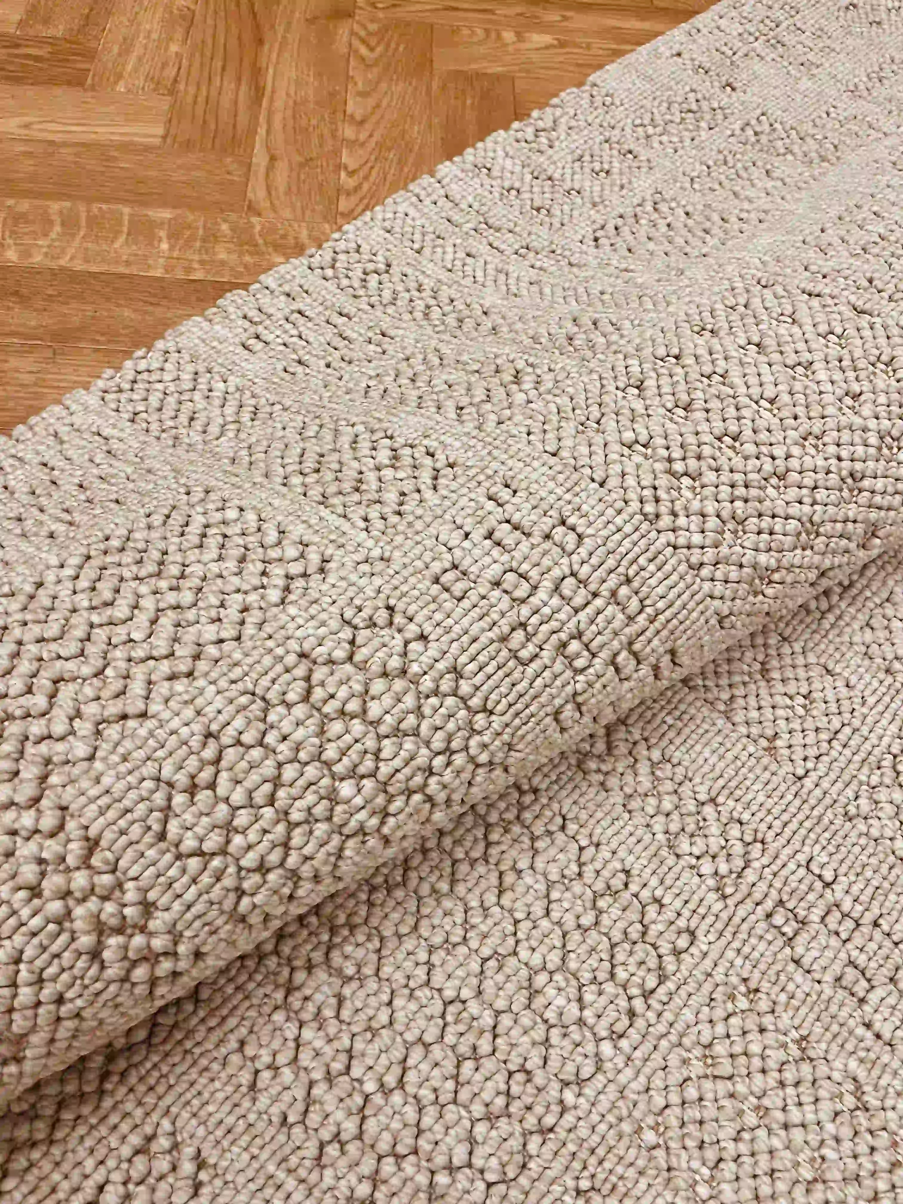 שטיח וויב לולאות 268 02 קרם | WEAVE