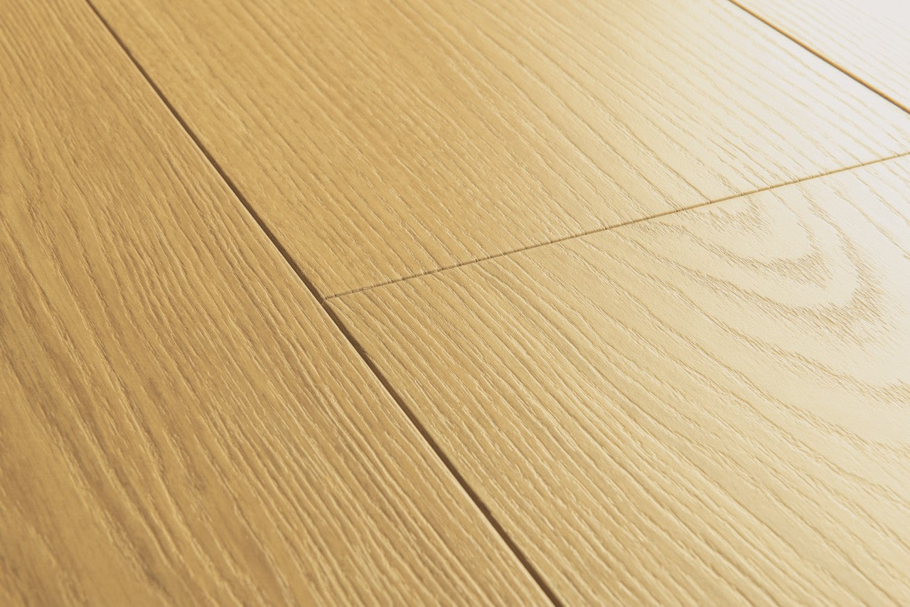 פרקט למינציה קוויק סטפ סיגניצ'ר אלון טבעי לכה 4749 Quick Step Signature Natural Varnished Oak