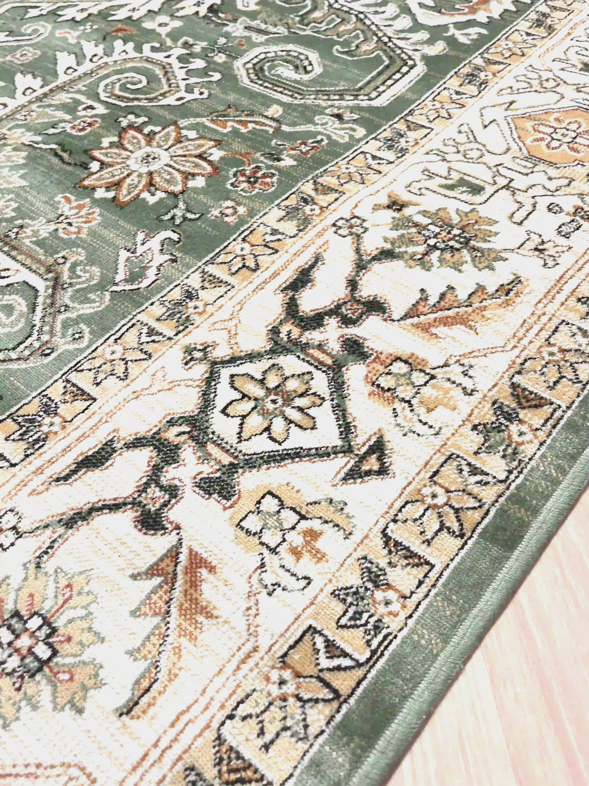 שטיח וינטג' משי 639 05 ירוק | SILK